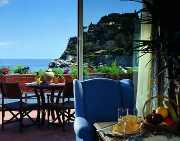 Borromeo Hotel 3*