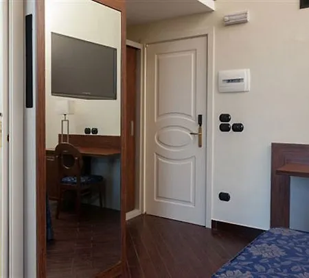 Hotel Borromeo