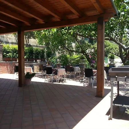 Borromeo Hotel